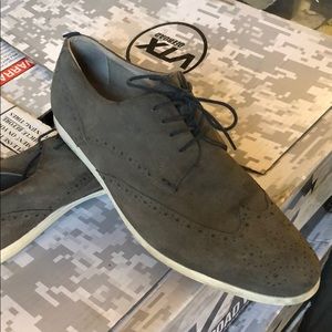 Men’s aldo wing tip